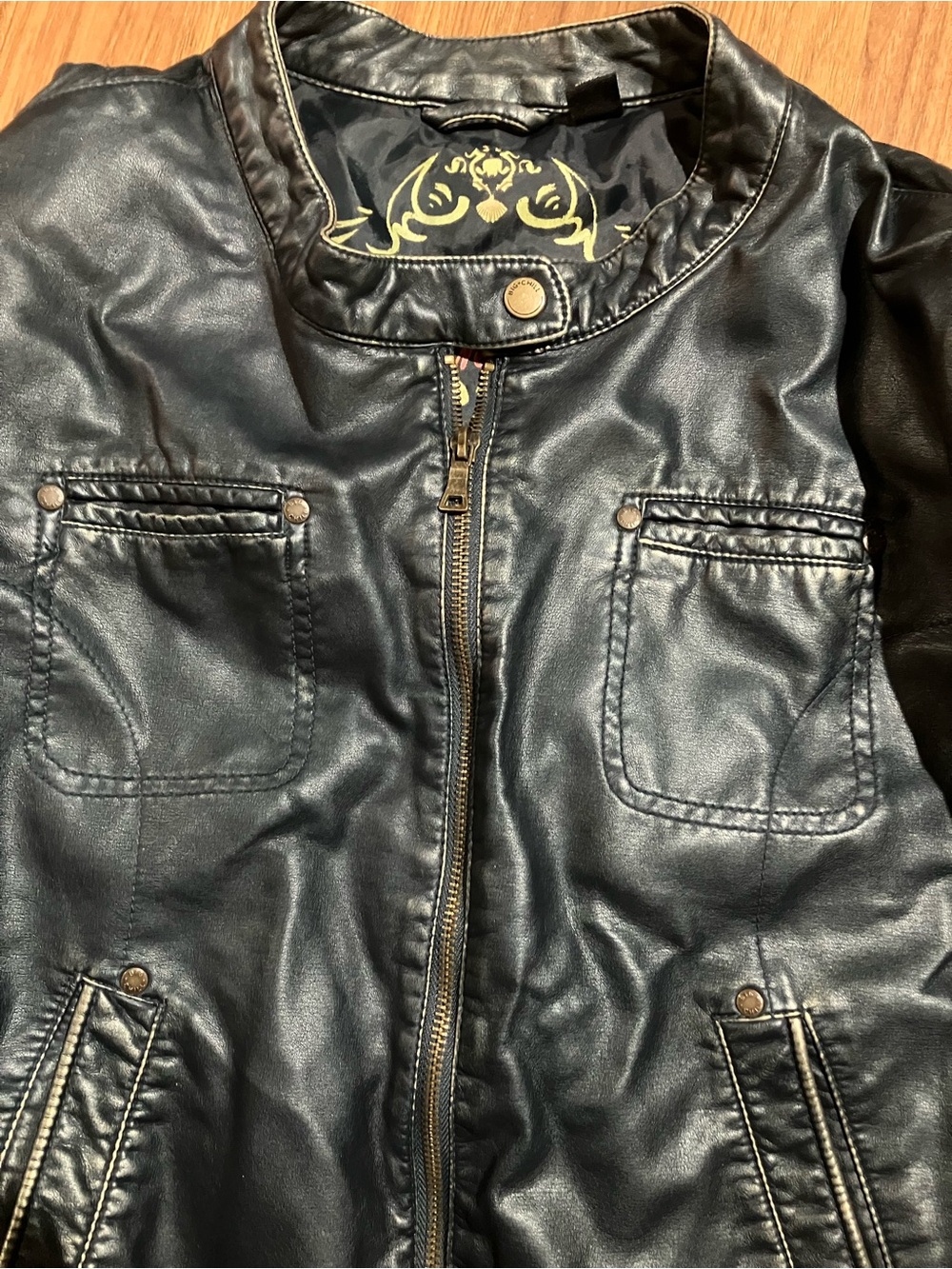 Women’s big chill
Leather jacket - Picture 3 of 9
